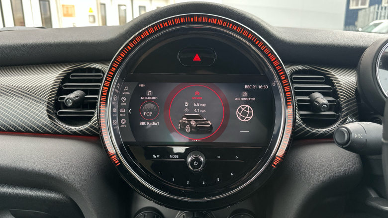 MINI Hatchback 1.5 Cooper Resolute Edition Premium 5dr Auto Petrol Hatchback